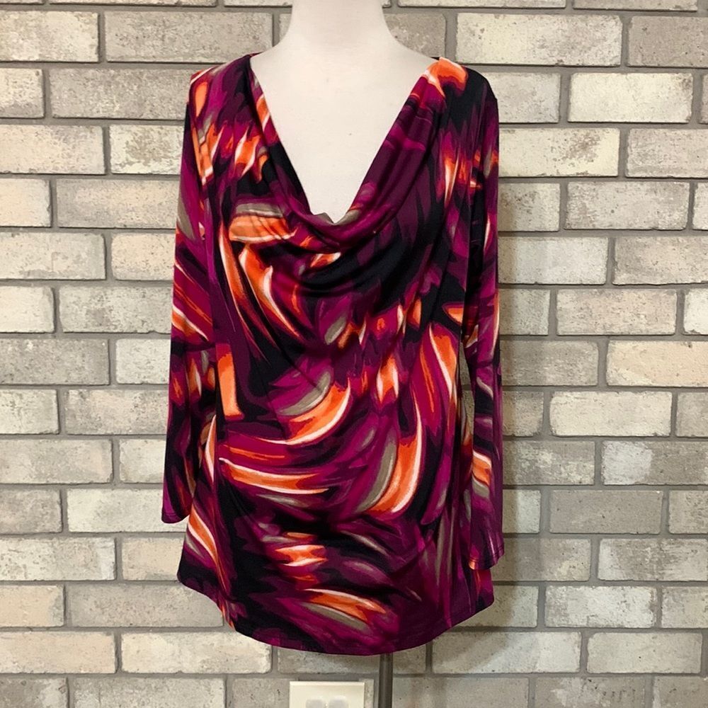 3for$20 maternity blouse medium